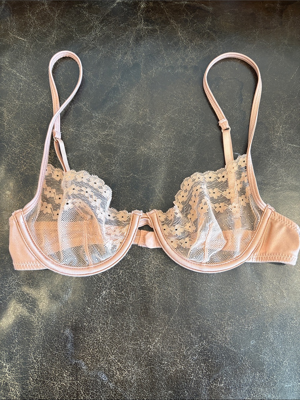 Urban Outfitters Out from Under Sheer Lace Underwire Bra Size M